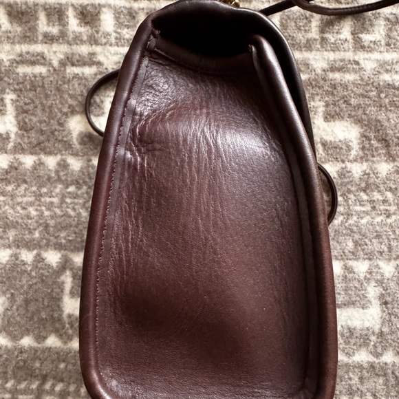 Vintage Coach Mahogany Regina Bag 9983 - Picture 5 of 9